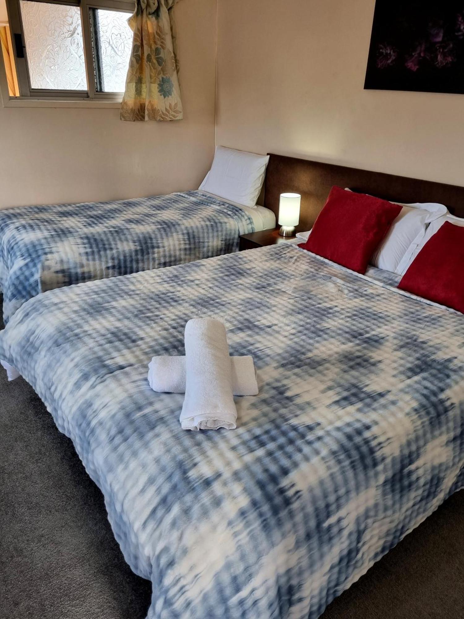 Cedar Lodge Motel แฮมิลตัน ภายนอก รูปภาพ